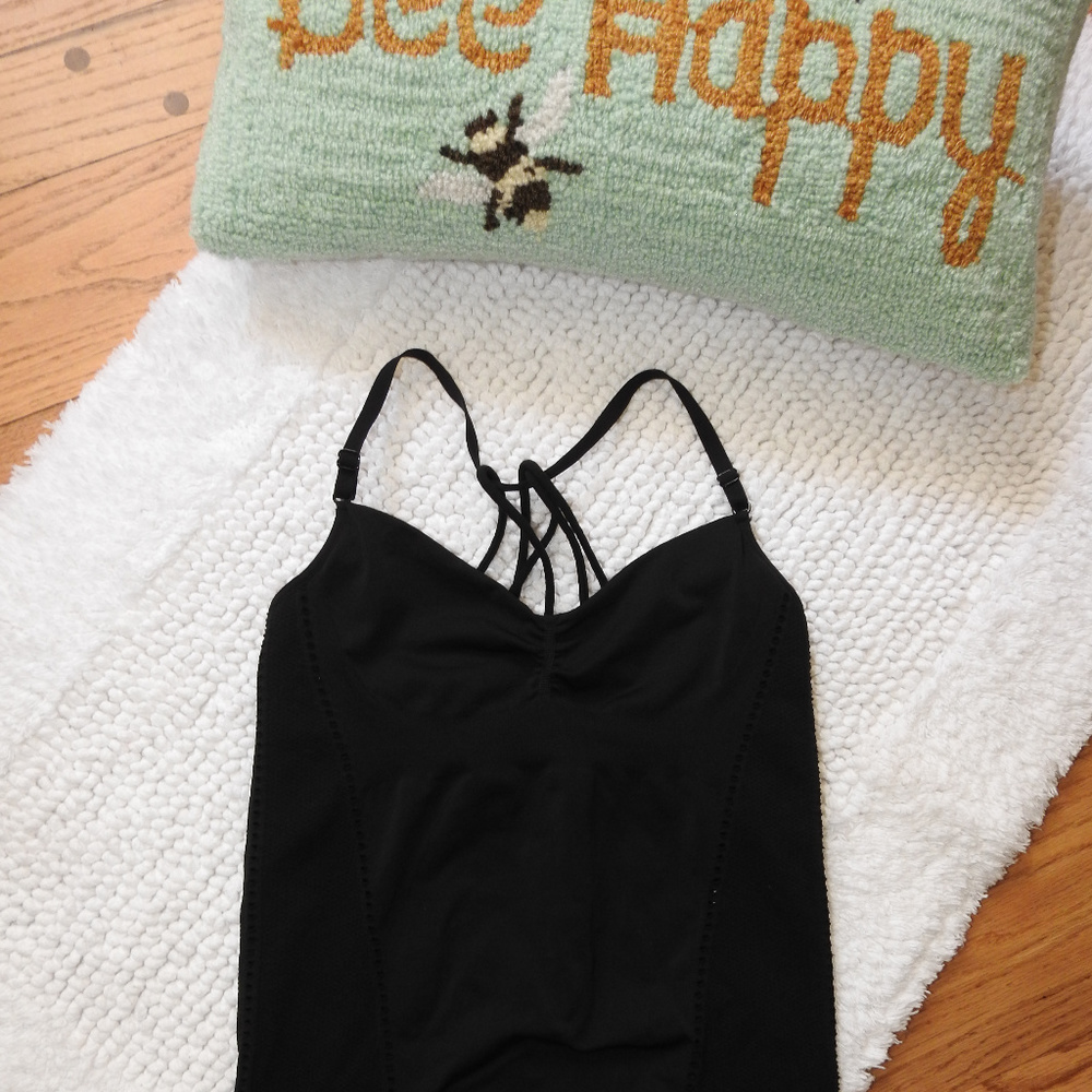 Athleta Black Activewear Top Medium
